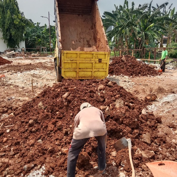 Bagaimana Cara Menghitung Kebutuhan Material dalam Jasa Urugan Tanah?